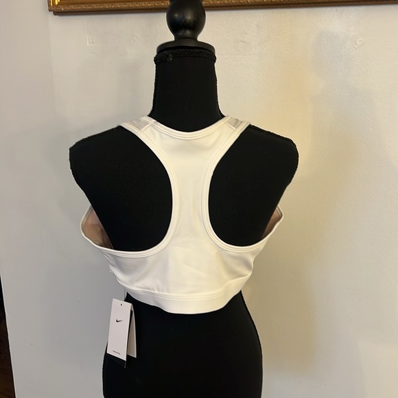 NWT Nike Swoosh Plus Size White Sports Bra Dri-fit Classic Style, Sz XXL - Picture 3 of 11